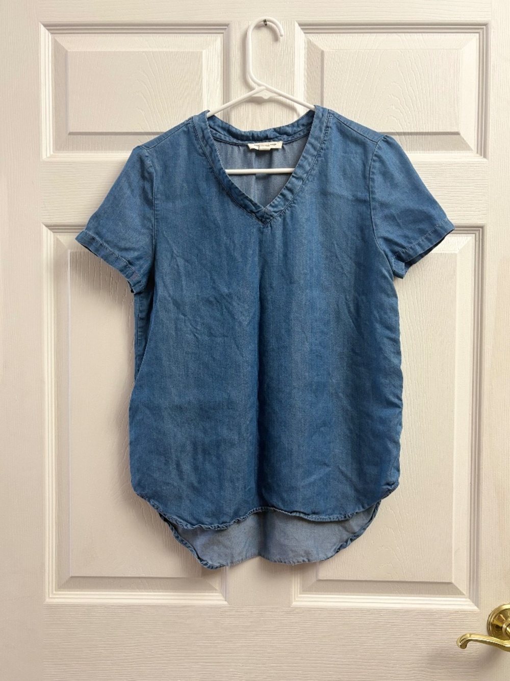 Women's BeachLunnchLounge Short Sleeve Denim Top